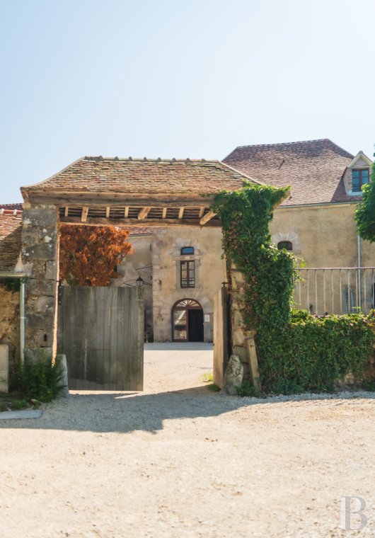 Dans les Yvelines, au nord de Houdan,  un ensemble de maisons autour d’un ancien moulin du 17e siècle - photo  n°34